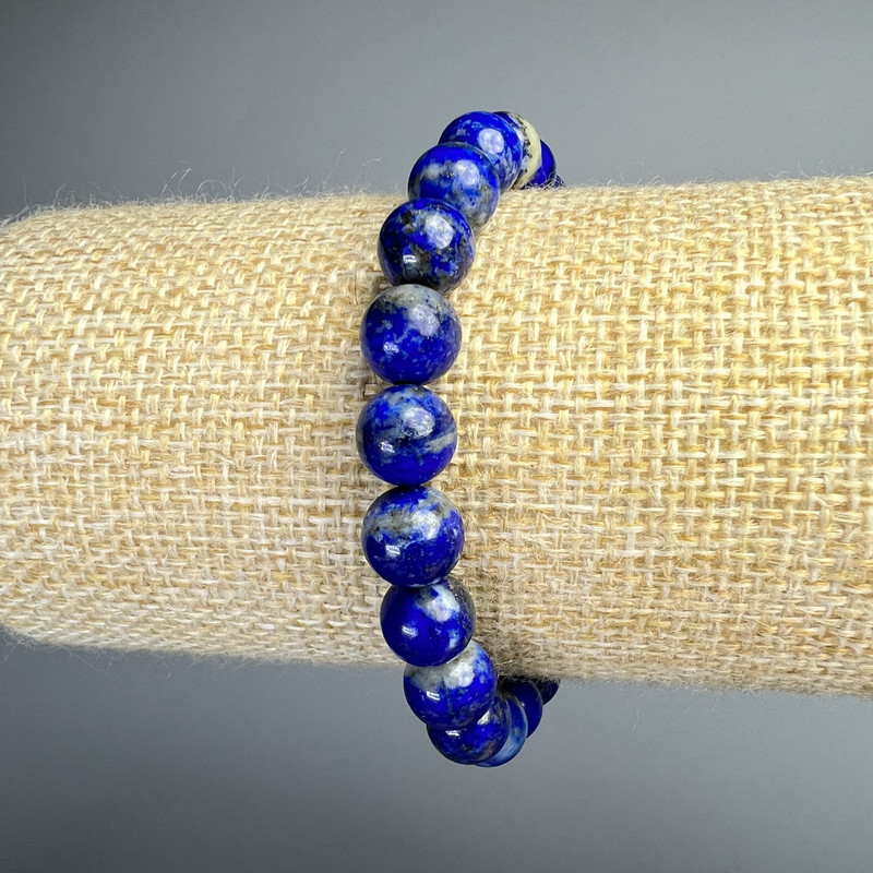 Bracelet of natural lapis lazuli with smooth beads, diameter 8.5 mm, length 18 cm (stretch)